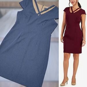 Connected Apparel Navy Crisscross V-Neck Cap Sleeve Sheath dress